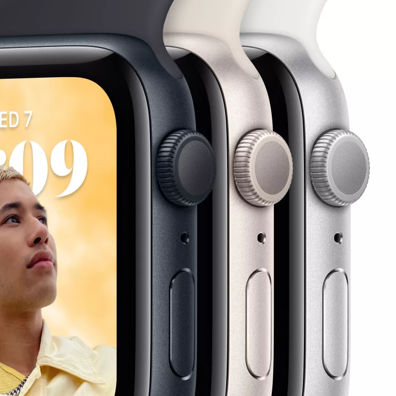 Apple Watch SE 2022 44mm, алюминий серебристого цвета, спортивный ремешок белого цвета